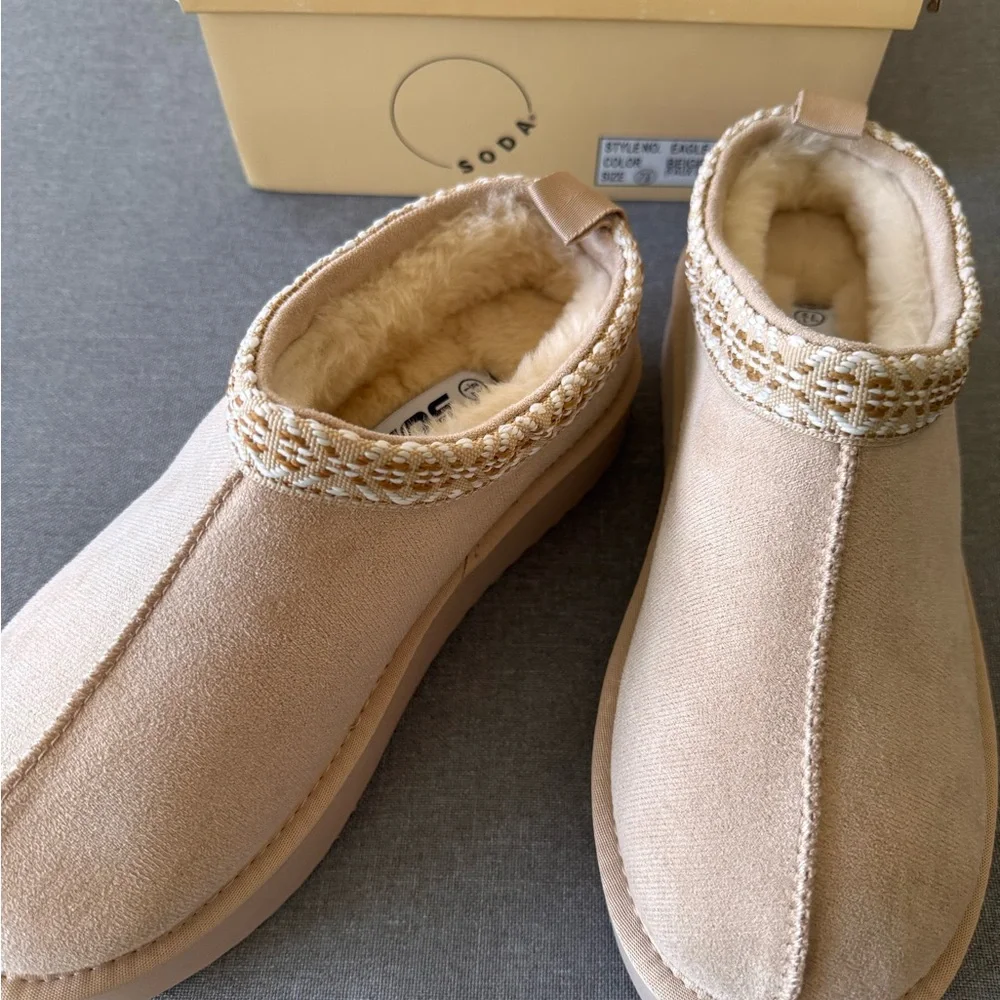 Soda Tan Mules Comfortable Leather-Like Clogs